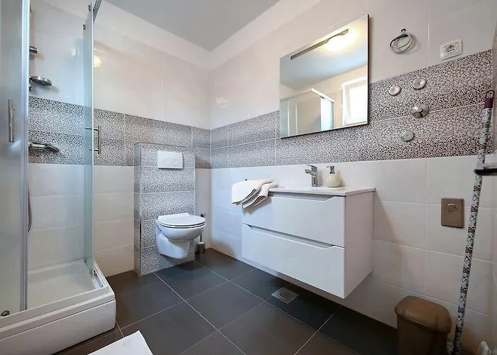 Oleandra Апартаменты