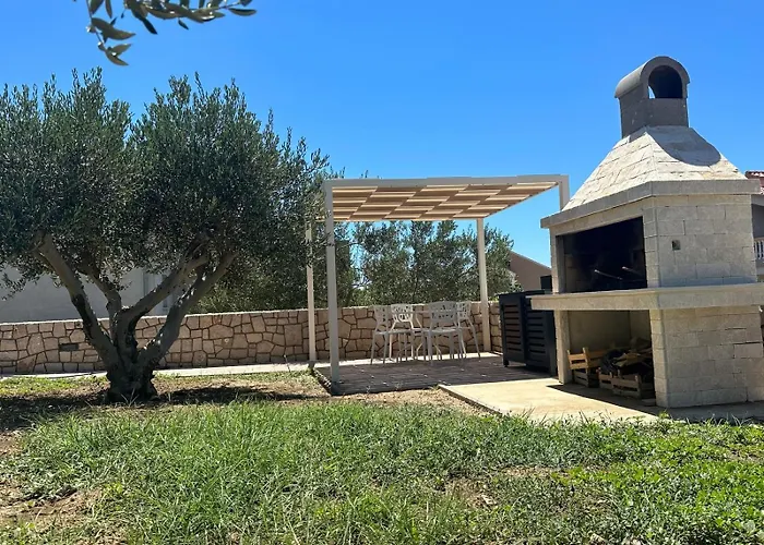 アパート Oleandra *