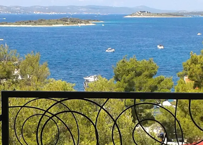 Oleandra アパート *